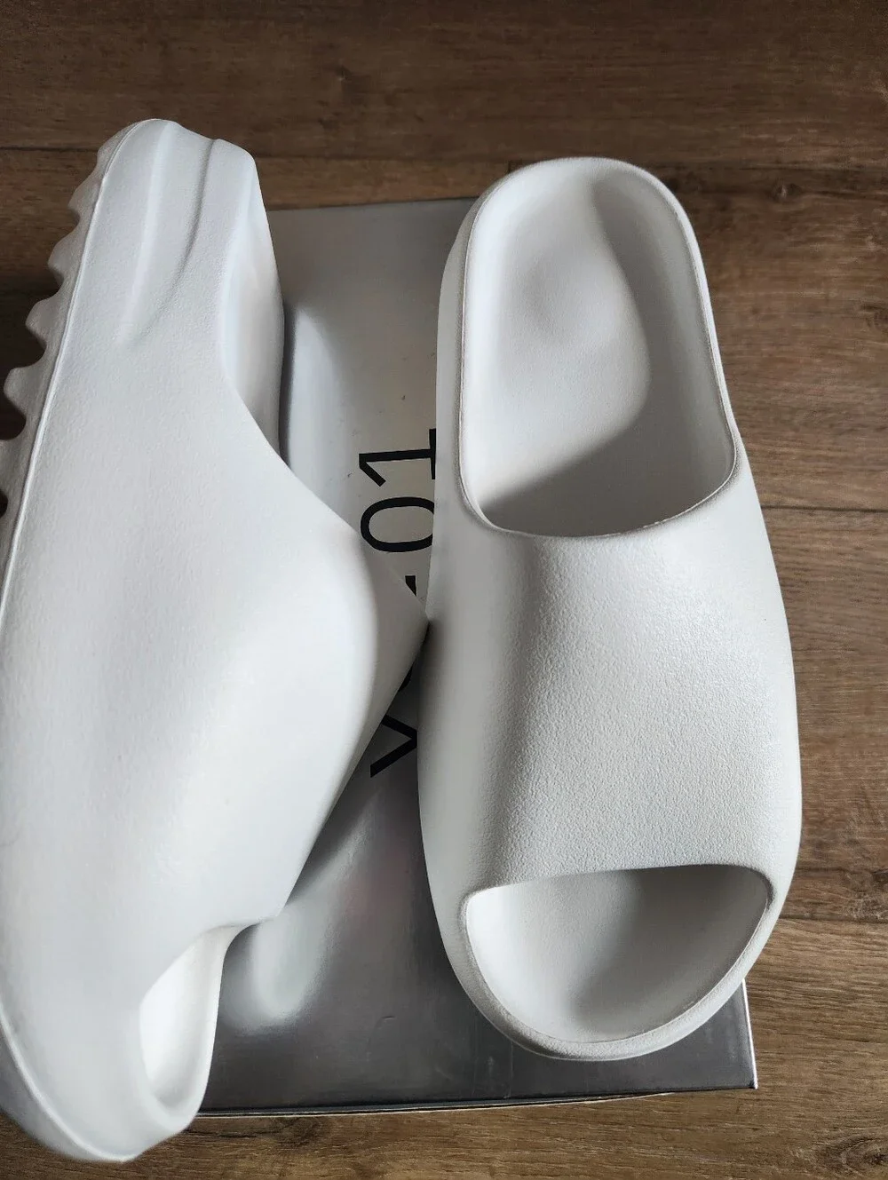 BRAND NEW YZY YS-01 Yeezy Slide White Size 13 W Box